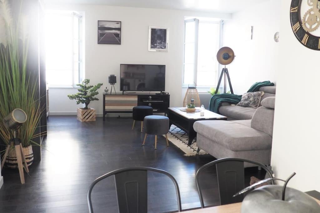 Appartement Duplex Et Terrasse A St Servan-St Malo Saint-Malo Exterior photo