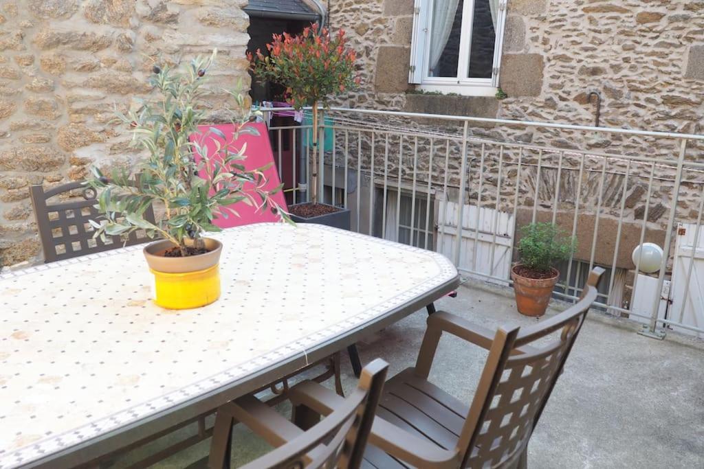 Appartement Duplex Et Terrasse A St Servan-St Malo Saint-Malo Exterior photo