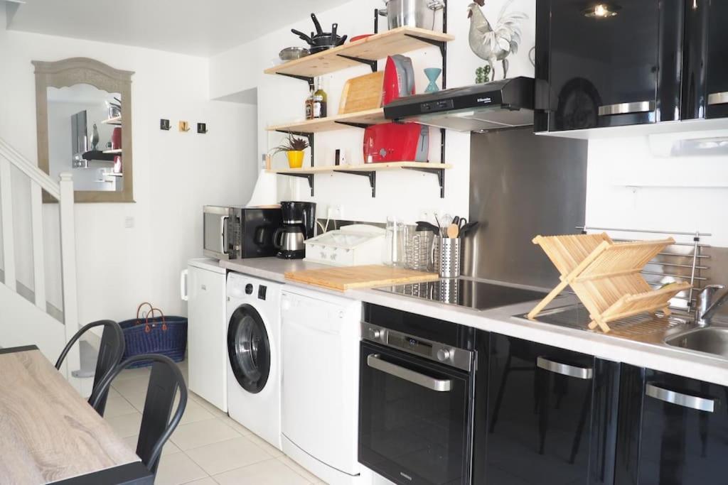 Appartement Duplex Et Terrasse A St Servan-St Malo Saint-Malo Exterior photo